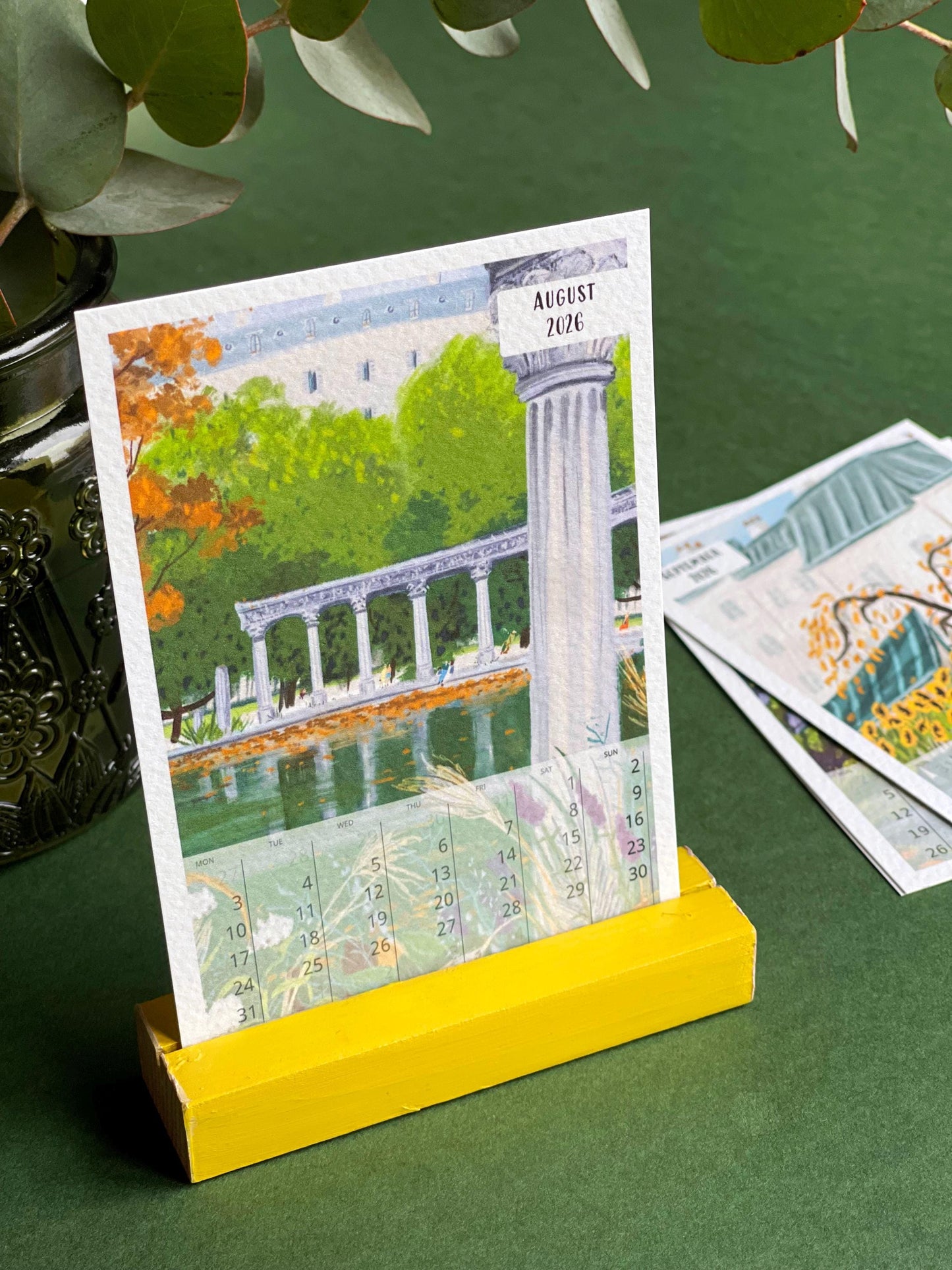 Paris Art Desk Calendar 2026: Illustrated Parisian Scenes